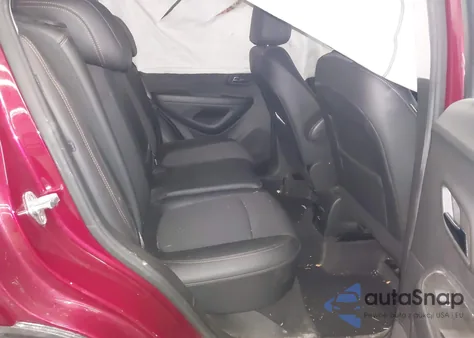 2022 Chevrolet Trax Awd Lt z USA, uszkodzony, nr VIN KL7CJPSM9NB529779